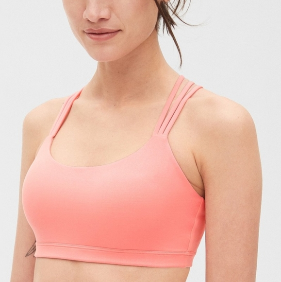 Gap | Medium Support Strappy Sports Bra - Picture 1 of 4
